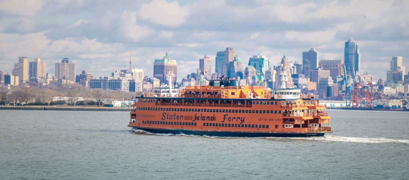 Staten island ferry on the water - hard money lenders